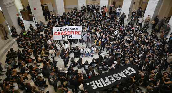 Congressional Support for a Cease-Fire Isn’t Too Much to Ask