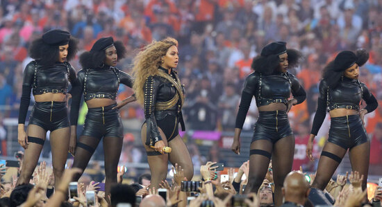 In Defense of Beyoncé’s Black Panther Tribute at the Super Bowl