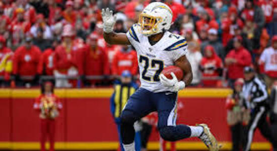 NFL Player Justin Jackson: ‘40 Years of Neoliberalism Has Brought Our Country to the Brink’